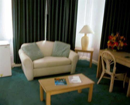 Garraway Hotel Roseau Esterno foto